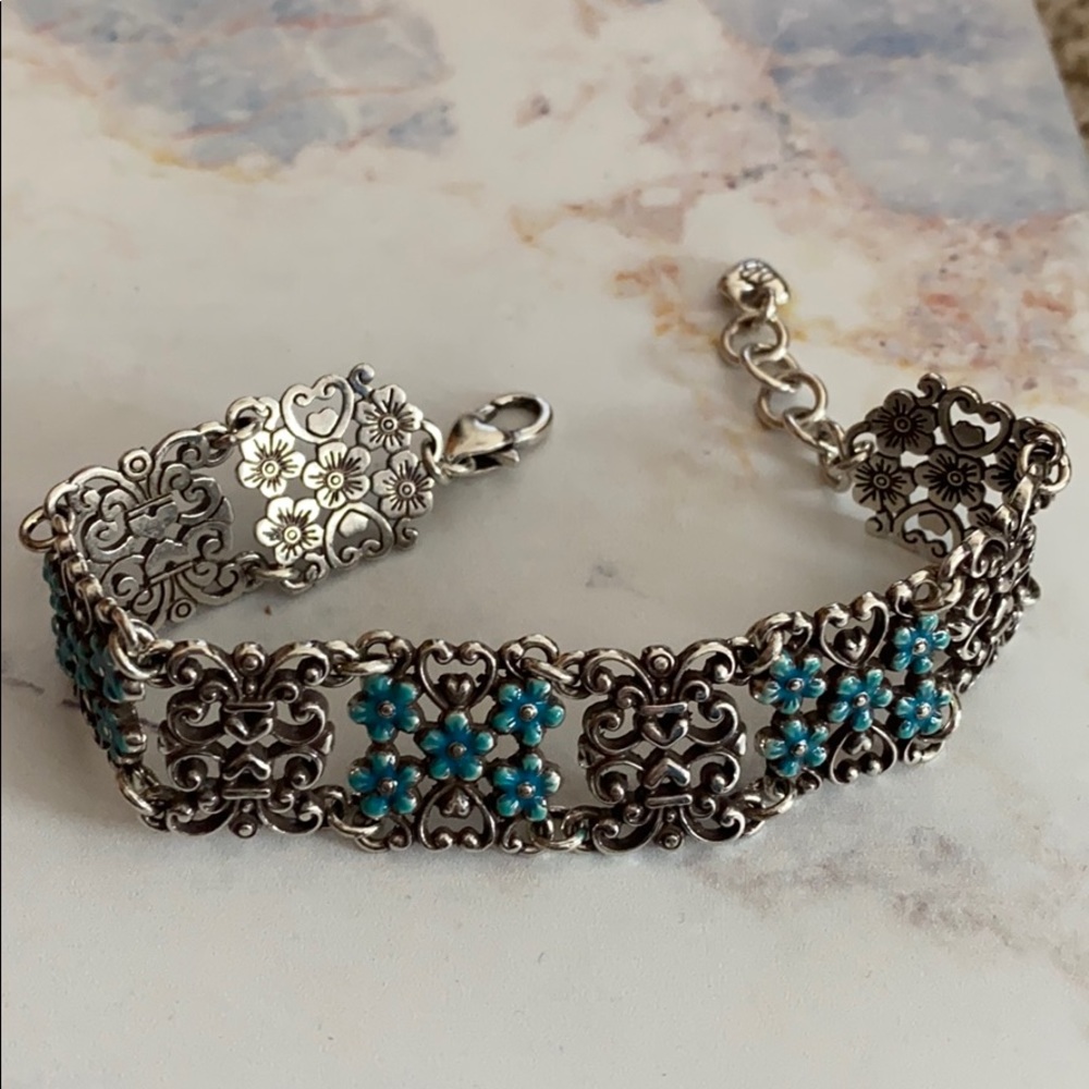 Like new! Brighton Silver Flower Link Bracelet